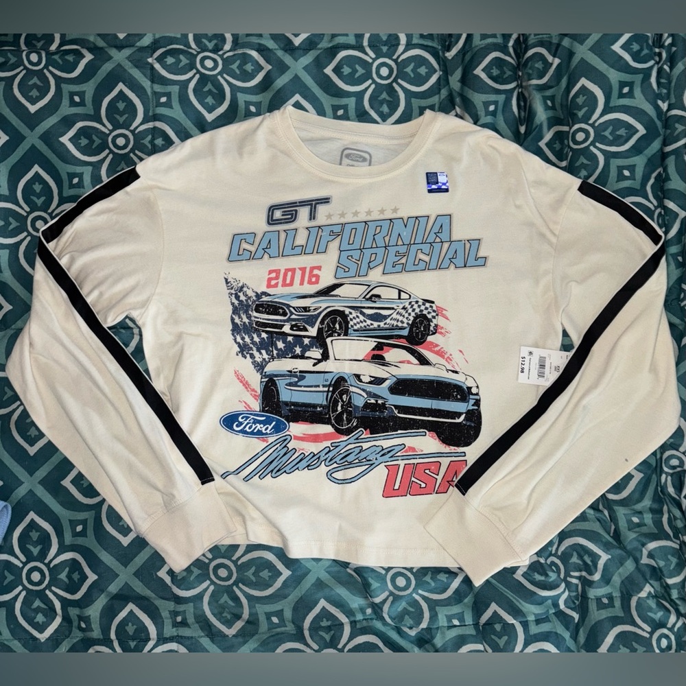 NWT Ford Mustang long sleeve TShirt Top Tee